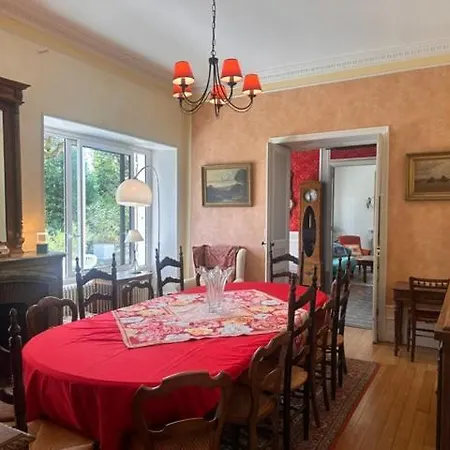 Maison Calme Avec Piscine Entourée De Son Parc * Quintenas